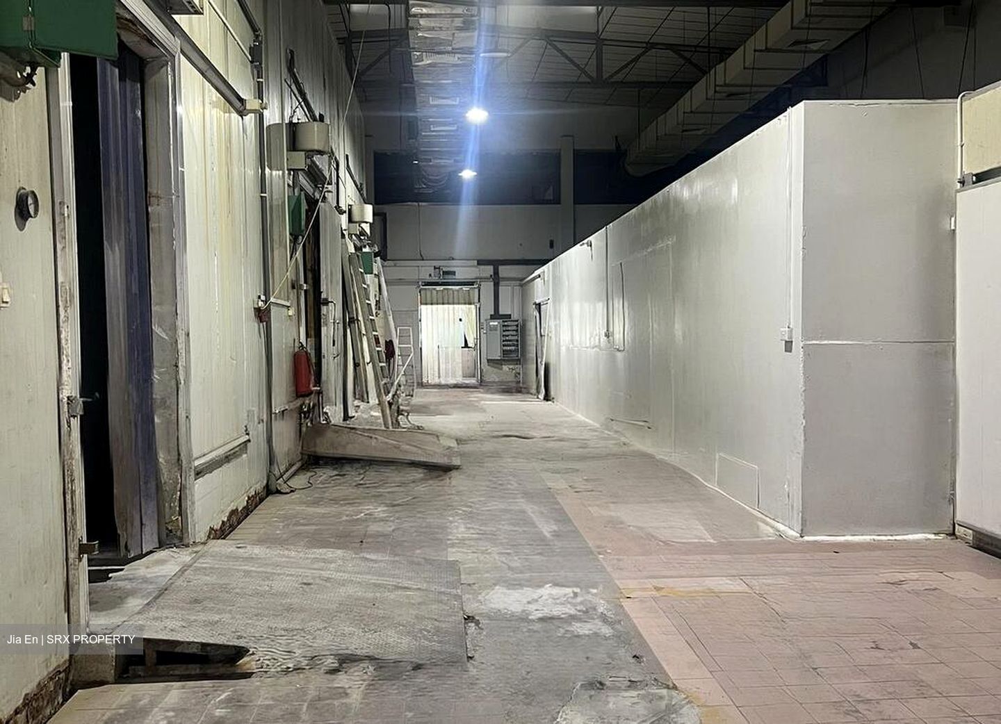 Woodlands Avenue 9 (D25), Factory #496082341